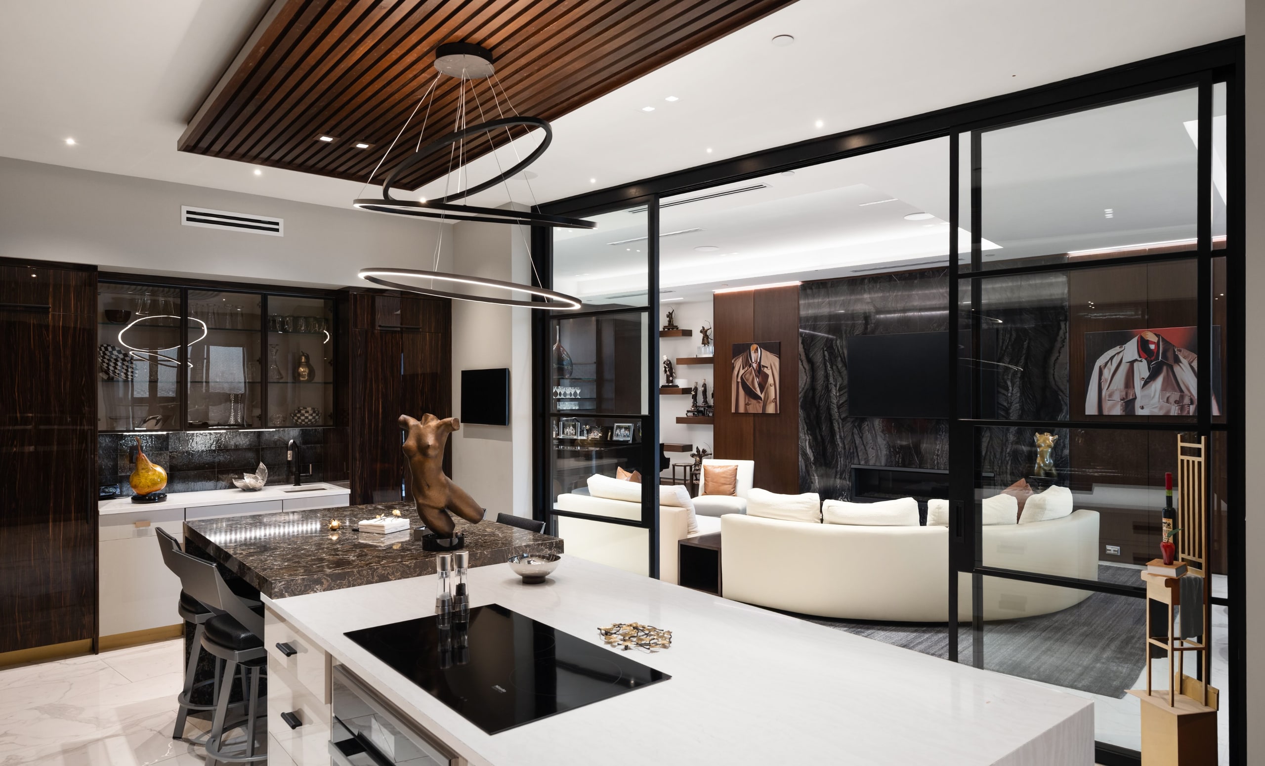 42 Condo — photograph 1 of 29